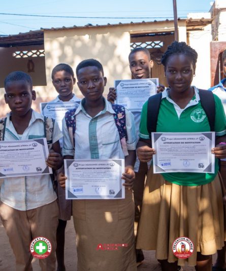 photo_5400240283557427392_y