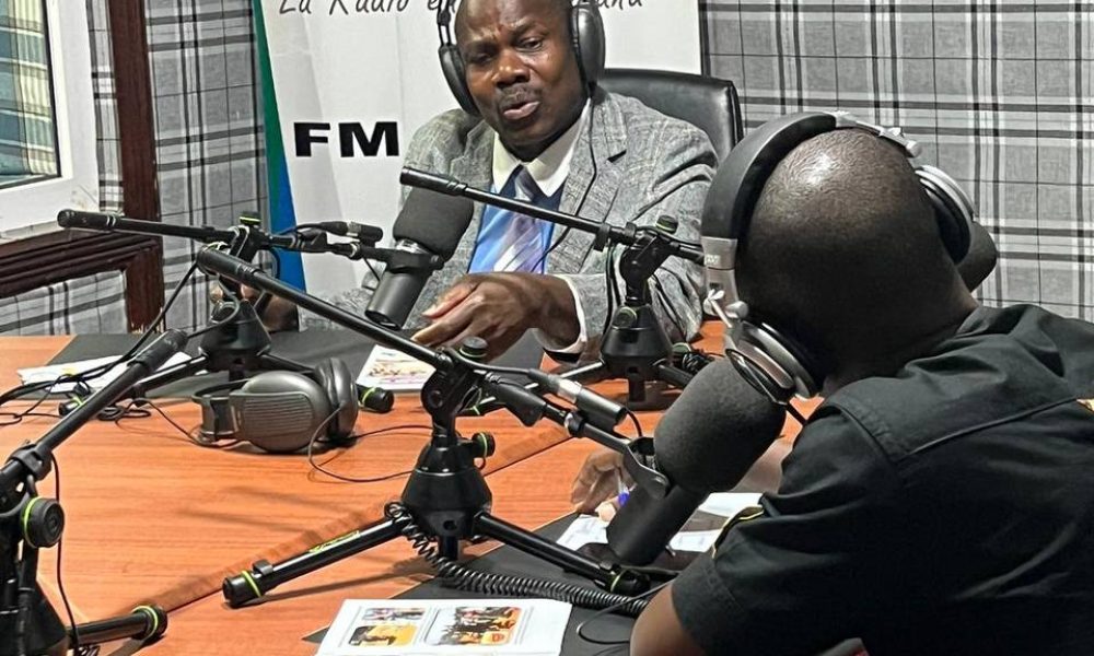 photo_5400240283557427623_y