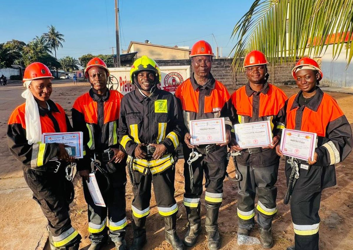 photo_5400240283557427631_y