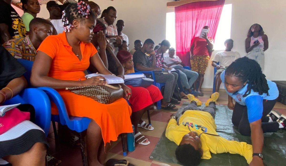 photo_5400240283557427637_y